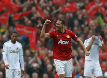 Rio Ferdinand celebra un gol con el United.