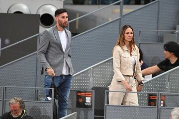 Rudy Fernández y Helen Lindes durante el partido de Rafa Nadal en el Mutua Madrid Open.