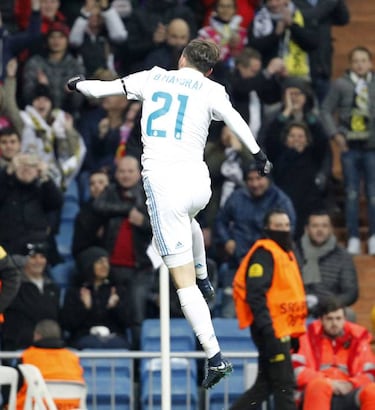 Mayoral starts to breathe down Benzema's neck