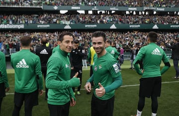 Guardado y Rubén Castro.