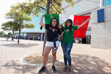 Así vive la afición el duelo entre México y Curazao