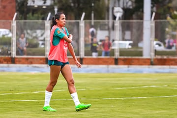 Luego de la victoria ante Paraguay, la Selección Femenina de Brasil volvió a trabajos de campo en la cancha de la Universidad Industrial de Santander, esta vez con miras a la gran final de la Copa América Femenina ante Colombia.