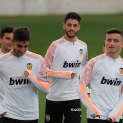 Las pruebas de Celades con el Valencia del futuro