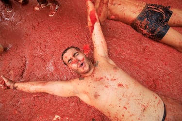 Cientos de personas han disfrutado de la fiesta. 