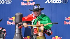 “Con el dispositivo bajado fue difícil evitar el contacto con Acosta”