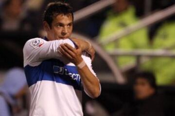 Matías Mier nunca pudo mostrar en la UC lo que hizo en Peñarol y Salas lo cortó.