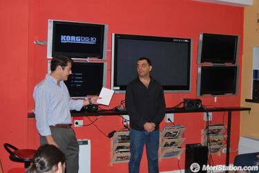 Nintendo presenta el sintetizador Korg DS 10 de la mano del músico Luis Herrero