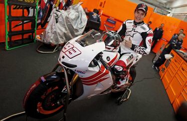 El gran dominador del motociclismo mundial en los últimos años. Gana el Mundial de 125 en 2010, en 2011 es subcampeón de Moto2 y en 2012 logra el título. Da el salto a la oficial de MotoGP en 2013 y ha ganado todos los mundiales excepto los de 2015 (Jorge Lorenzo) y el de 2020 lastrado por su caída en Jerez. En 2021, si su lesión lo permite, se le espera de vuelta.