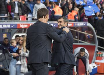 Saludo de los entrenadores Lopetegui y Valverde