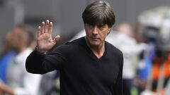 Joachim L&ouml;w, durante el partido.