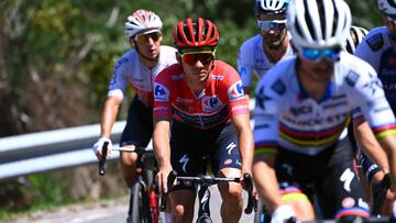 LES PRAERES-NAVA, SPAIN - AUGUST 28: Remco Evenepoel of Belgium and Team Quick-Step - Alpha Vinyl - Red Leader Jersey competes during the 77th Tour of Spain 2022, Stage 9 a 171,4km stage from Villaviciosa to Les Praeres. Nava 743m / #LaVuelta22 / #WorldTour / on August 28, 2022 in Les Praeres. Nava, Spain. (Photo by Tim de Waele/Getty Images)