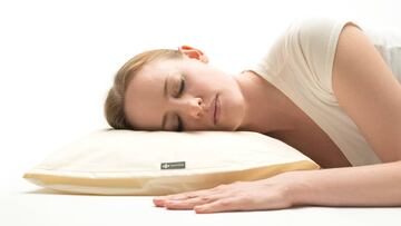 Moona, un gadget para mantener fría la almohada de tu cama