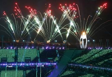 Futurista y colorida ceremonia de clausura de los Juegos Olímpicos de Invierno disputados en PyeongChang (Corea del Sur).