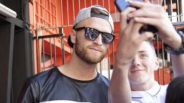 16/05/15 VALENCIA PAISANO MUSTAFI SEGUIDORES