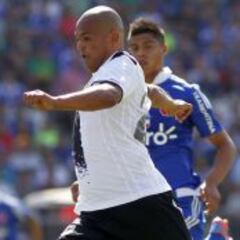 Suazo: "Sólo vine a recuperarme y volveré el 26 a Colo Colo"