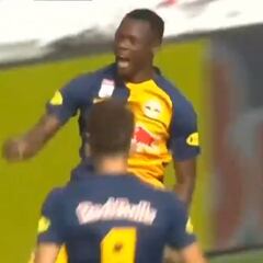 Todos los 'scouts' dicen que la romperá: el heredero de Haaland hace trizas a Van Dijk