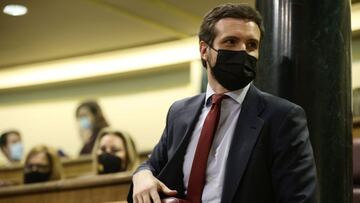 Cargos del PP piden la dimisión de Casado en un manifiesto