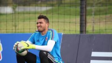 Álvaro Montero no ha jugado fútbol profesional en Colombia.