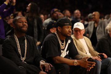 Floyd Mayweather junto a Usher.