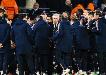 Arenga de Carlo Ancelotti antes del inicio de la tanda de penaltis.