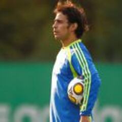 Ex compañero ataca al Mago: "Valdivia es una mierda"