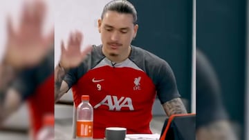 Un discurso en español que sus compañeros bilingües no entendieron pero apoyaron.