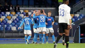 Napoli gole&oacute; a Genk y avanz&oacute; a octavos de final de la Champions League.