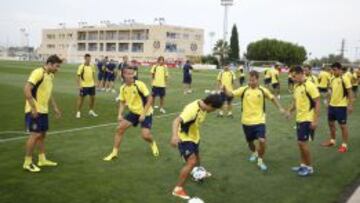 Marcelino concede la primera tregua a su plantilla tras 25 días