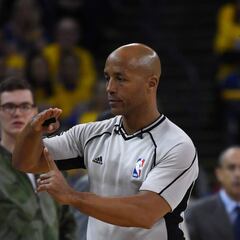 La NBA aprueba una nueva regla: el 'challenge' de los entrenadores