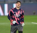 Courtois desespera a Simeone