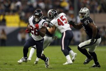 La crónica en imágenes del Texans-Raiders en el Azteca