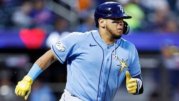 NEW YORK, NEW YORK - MAY 17: Isaac Paredes #17 of the Tampa Bay Rays hits a ground rule double allowing Brandon Lowe #8 (not pictured) to score during the fourth inning against the New York Mets at Citi Field on May 17, 2023 in the Flushing neighborhood of the Queens borough of New York City.   Sarah Stier/Getty Images/AFP (Photo by Sarah Stier / GETTY IMAGES NORTH AMERICA / Getty Images via AFP)