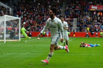 Isco celebra el 2-3.