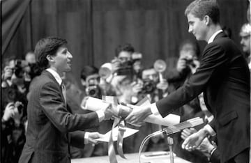 El jurado quiso dar el primer Princesa de Asturias de los Deportes a Sebastian Coe, de quien destacaron su ejemplar historial deportivo y ol¨ªmpico as¨ª como su personalidad, la cual ayuda a la difusi¨®n del deporte. El ingl¨¦s, de 65 a?os, fue campe¨®n ol¨ªmpico de 1.500 metros en Mosc¨² 1980 y Los ?ngeles 1984.