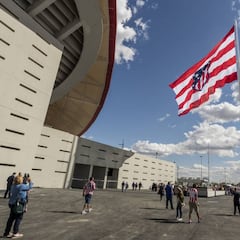 El Atlético subasta mañana en el Metropolitano objetos y artículos del Vicente Calderón