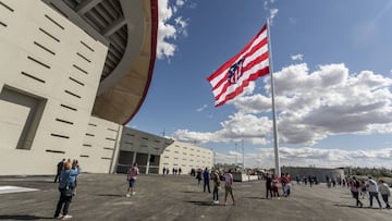 El Atlético subasta mañana en el Metropolitano objetos y artículos del Vicente Calderón