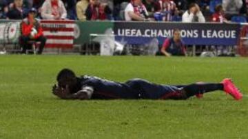 Jackso Martínez se lamenta de una ocasión fallada.