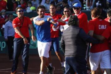 Tenis, Chile v Colombia, Copa Davis 2016.
         , durante el partido de dobles entre Chile ante Colombia por la segunda ronda del Grupo I Americano de Copa Davis.
Iquique, Chile
17/07/2016.
Alex DÃ­az DÃ­az/Photosport