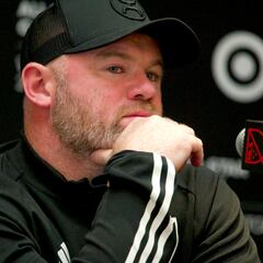 Inglaterra tienta a Rooney