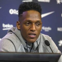 Mina recuerda a Flabio, Pelusso y Cuca en su presentación