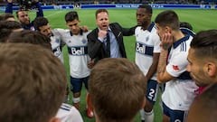 Marc Dos Santos en una pl&aacute;tica con Vancouver