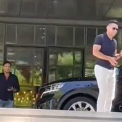 Falcao visita la concentración del Manchester City en Madrid