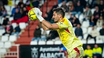 Mariño vuelve a la portería del Albacete