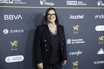 La presentadora Angels Barceló durante el photocall previo a la gala de los Premios Ondas en el Liceu.