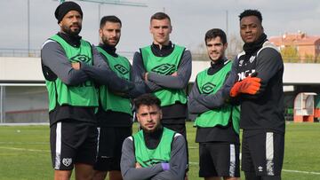 Iván Mauricio Arboleda podría debutar oficialmente en Rayo Vallecano en Copa del Rey.