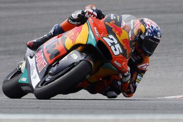 Raúl Fernández ganador en Moto2.