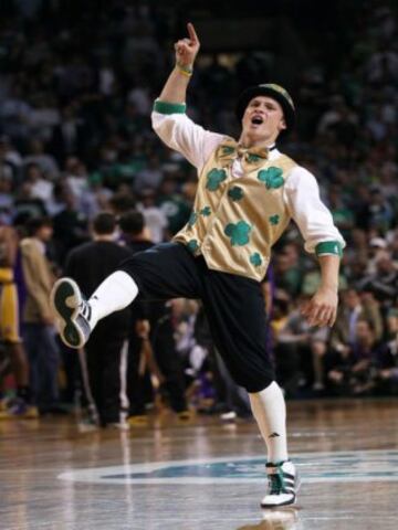 Lucky the Leprechaun (Boston Celtics)