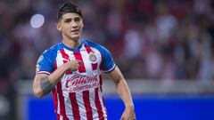 Alan Pulido, Chivas