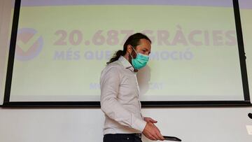 GRAFCAT2680 BARCELONA 08/10/2020.- El portavoz de la plataforma "Més que una moció", Marc Duch, durante la rueda de prensa ofrecida esta tarde en la que valoraron el proceso de validación de las firmas presentadas en la moci