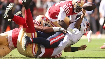 SANTA CLARA, CALIFORNIA - SEPTEMBER 29: Jacoby Brissett #7 of the New England Patriots attempts to throw a pass while being pressured in the second quarter against the San Francisco 49ers at Levi's Stadium on September 29, 2024 in Santa Clara, California. Ezra Shaw/Getty Images/AFP (Photo by EZRA SHAW / GETTY IMAGES NORTH AMERICA / Getty Images via AFP)